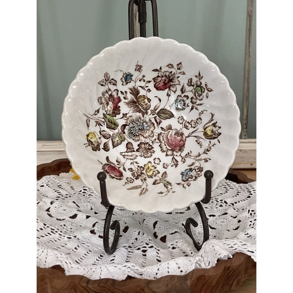 Vintage Johnson Brothers Staffordshire Bouquet 6 Piece Setting England IRONSTONE